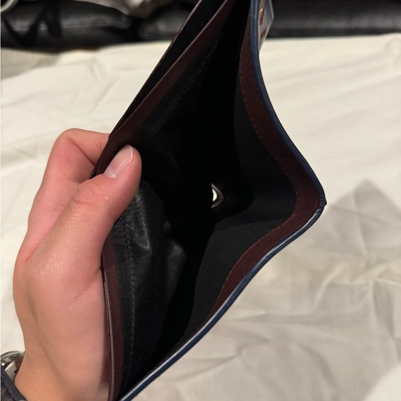 Fendi wallet - Picture 9 of 11